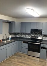 Building Photo - 934-934 Iowa Ave