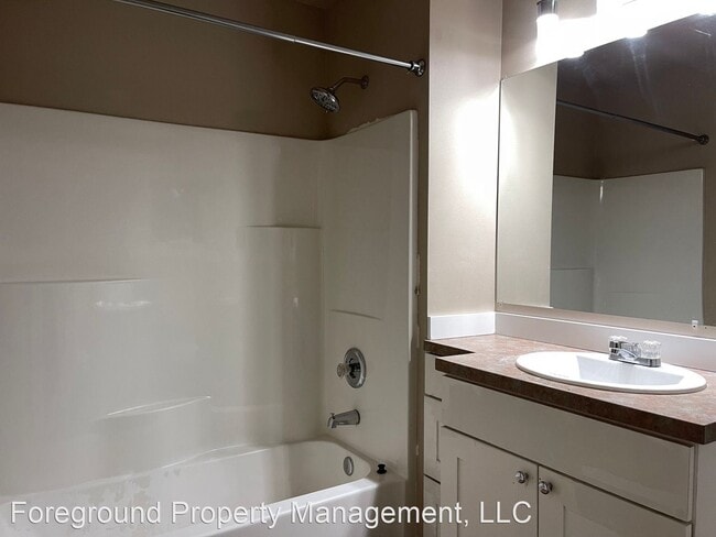 Building Photo - 1 br, 1 bath House - 5505-1 16th Ave NE