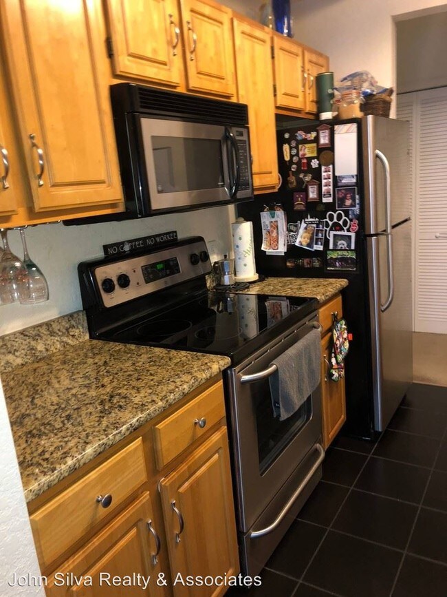 Foto del edificio - 2 br, 2 bath House - 6017 WESTGATE DR 921