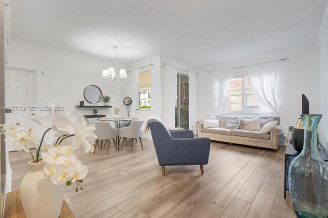 Foto del edificio - 3145 NE 184th St