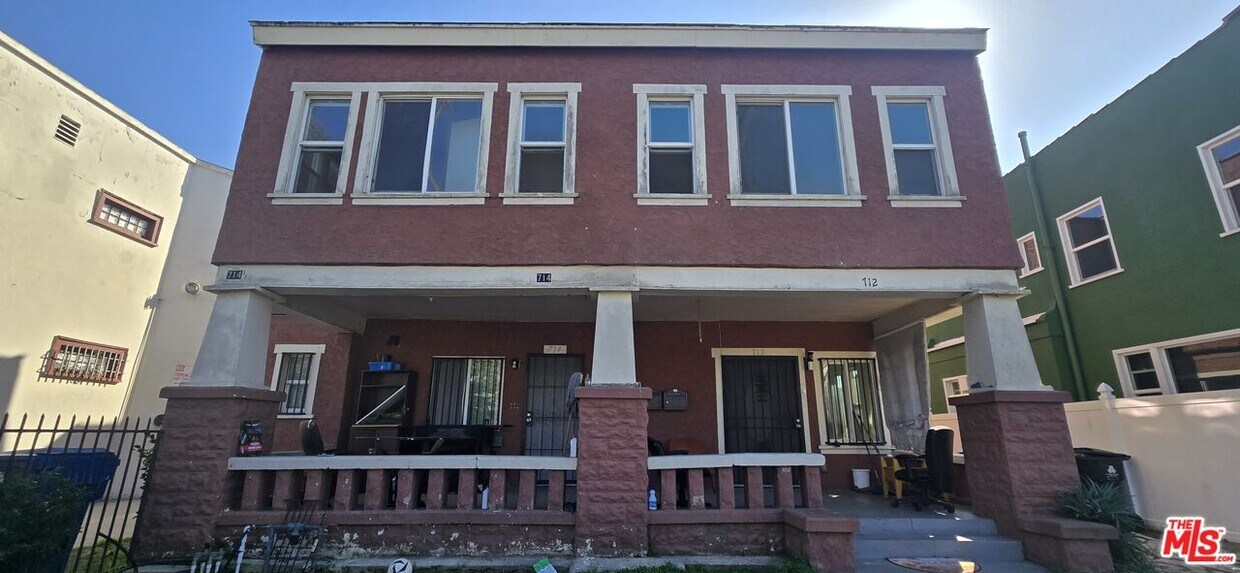 Foto principal - 712 W 46th St