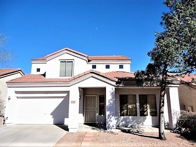 Foto principal - 1143 N Steele