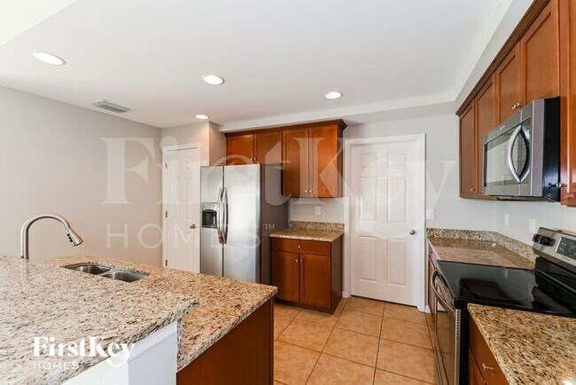 Foto del edificio - 1155 NW 27th Pl
