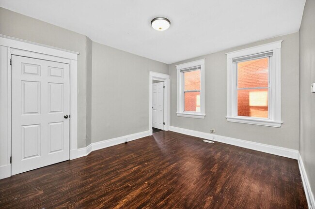 Photo - 2359 Stratford Ave Apartment