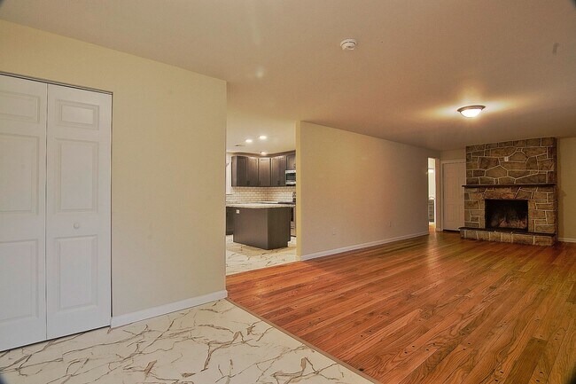 Foto del edificio - 1490 Chestnut Hill Rd