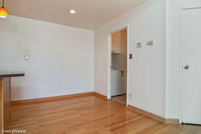 Building Photo - 1251 Wyndham Dr