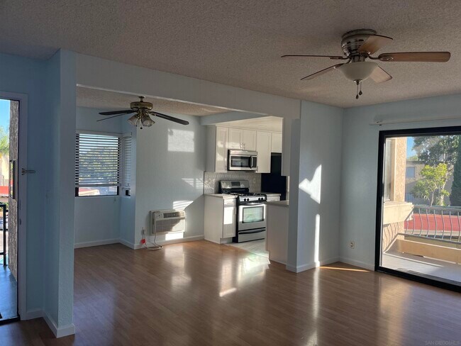 Foto del edificio - 11168 Kelowna Rd