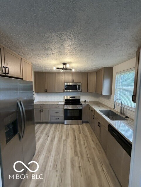 Foto del edificio - 7502 Turnberry Ct