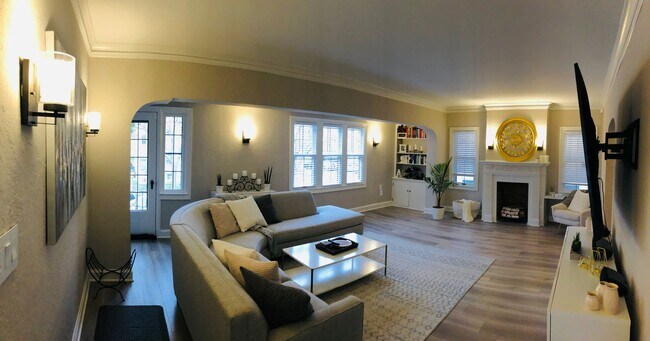 Foto del edificio - 2509-2511 N Cramer St