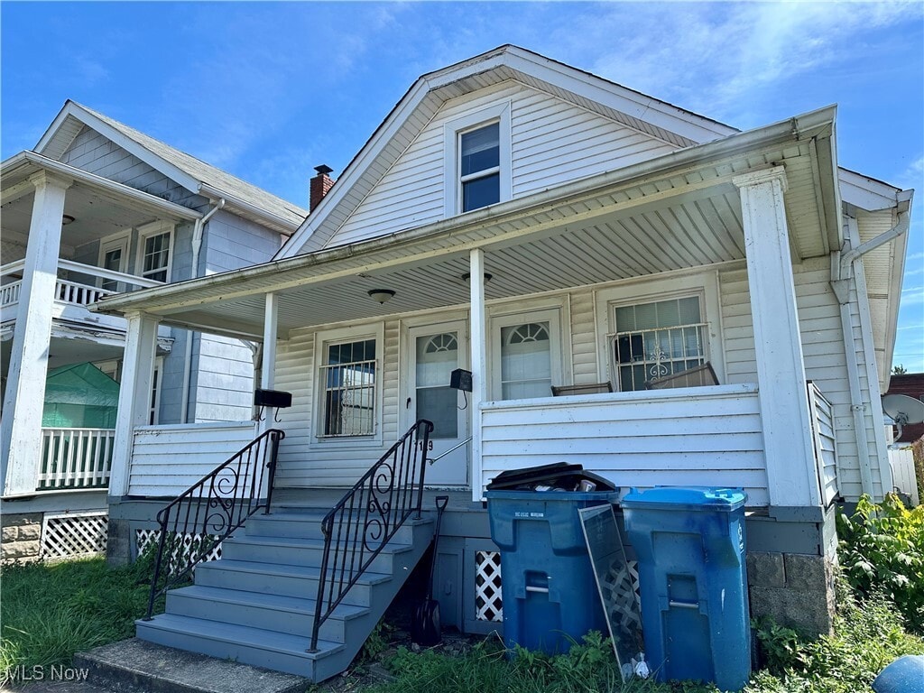1129 W Erie Ave Lorain, OH 44052 – photo 2