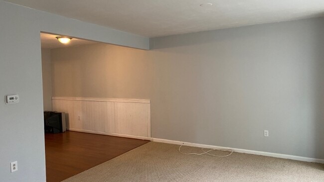 Building Photo - 47 Dixmont Ave