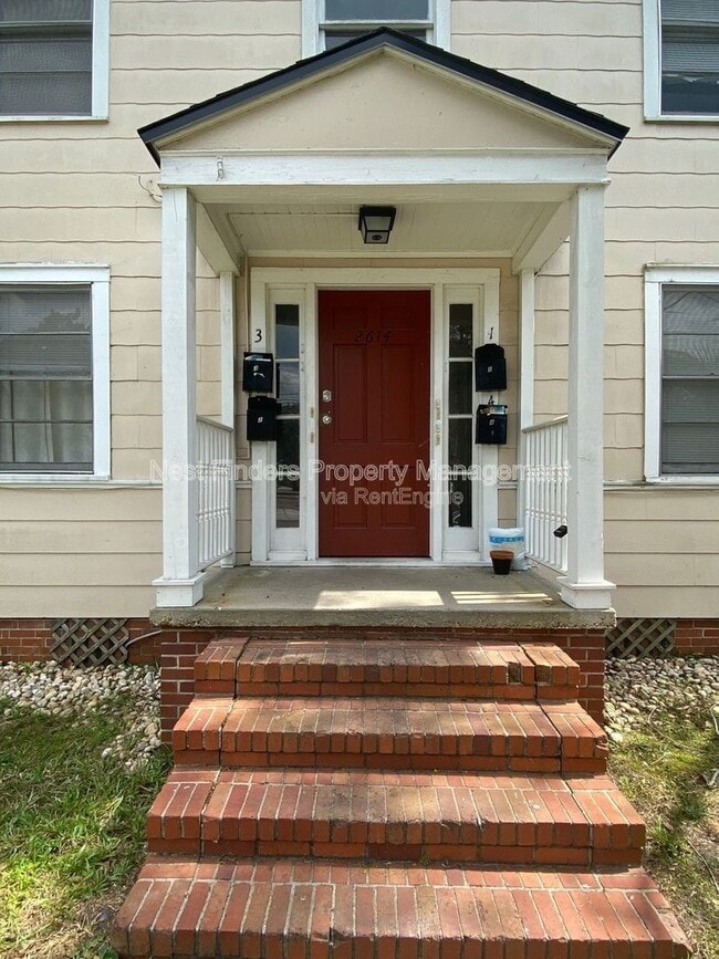 Building Photo - 2614 College St