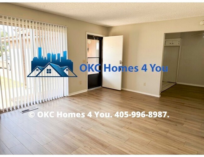 Foto del edificio - 2 Bed/ 2 Bath NW OKC Duplex