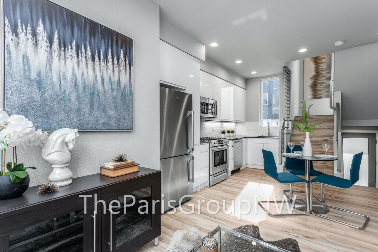 Foto principal - 3078 SW Avalon Way