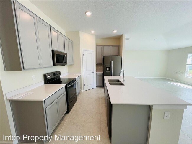 Building Photo - 3 br, 2 bath House - 16417 Fernridge St