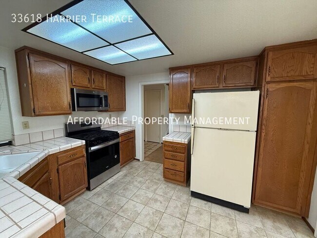 Foto del edificio - 33618 Harrier Terrace