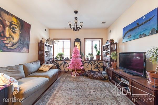 Foto del edificio - 13 Luquer St