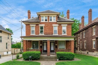 Building Photo - 295 E 14th Ave