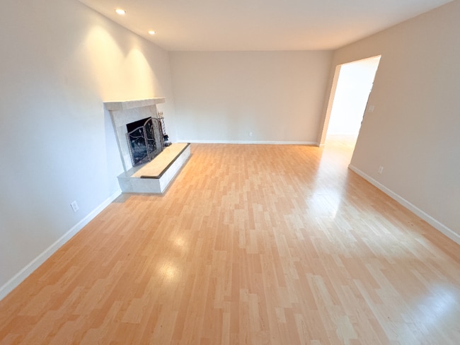 Building Photo - 3322 Glendora Dr