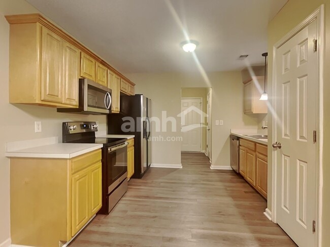 Building Photo - 224 Bainsbury Ln