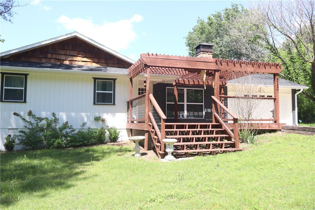 Building Photo - 320 Fire Tower Rd