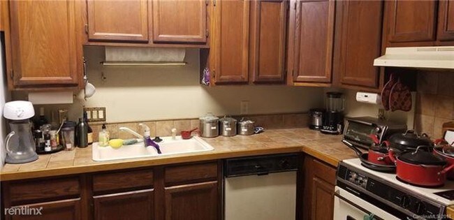 Foto del edificio - 2 br, 2 bath House - 9473 Kings Falls Dr
