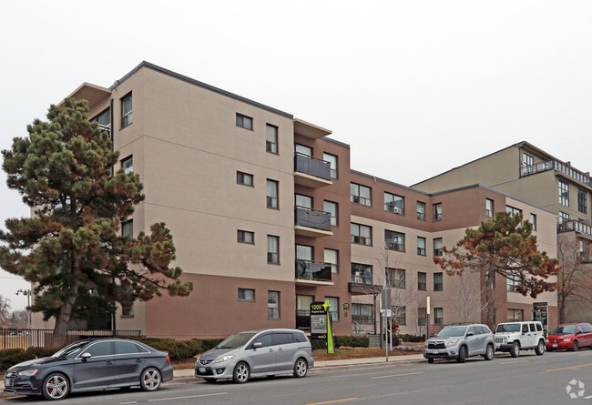 Building Photo - 1150 Kingston Rd