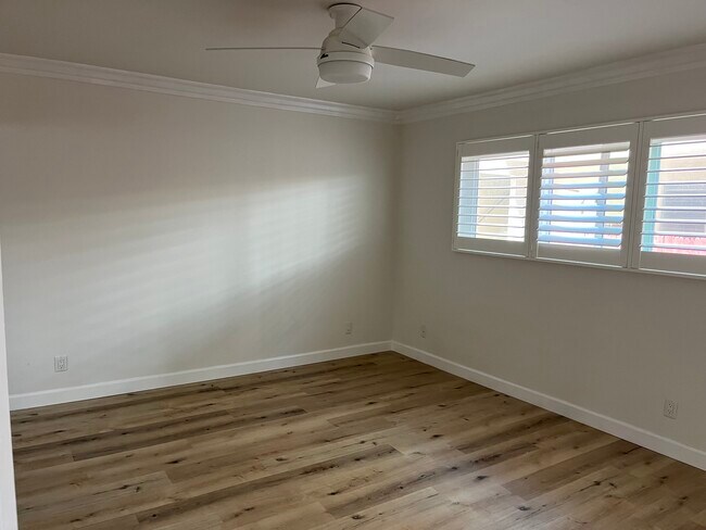 Spacious Bedroom - 1021 5th St