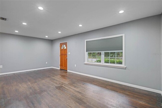 Foto del edificio - 1404 N Garfield Ave