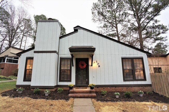 Building Photo - 109 Bonnell Ct