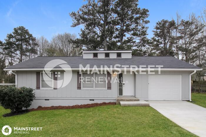 Primary Photo - 739 Lowell Drive SW, Marietta, GA 30008