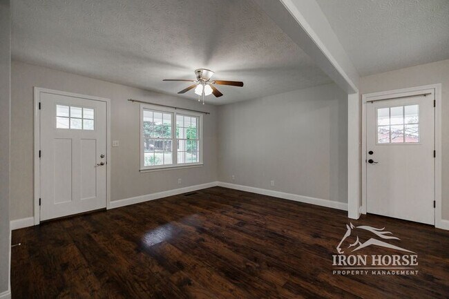 Photo - 131 Plantation Rd House