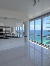 Building Photo - 17121 Collins Ave