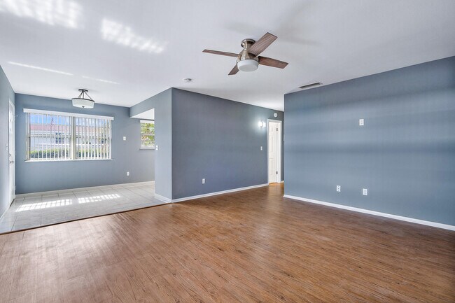 Foto del edificio - 2929 SE Ocean Blvd