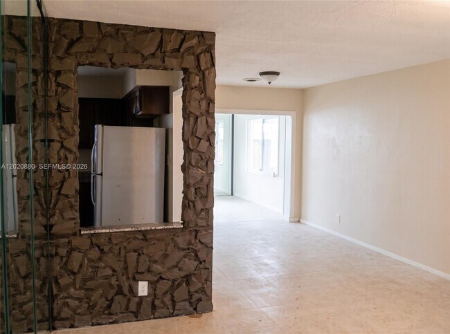 Foto del edificio - 2781 SW 4th St