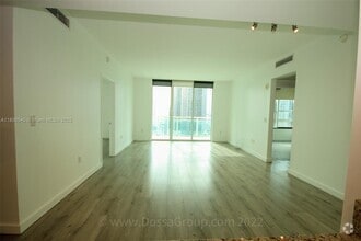 Building Photo - 951 Brickell Ave
