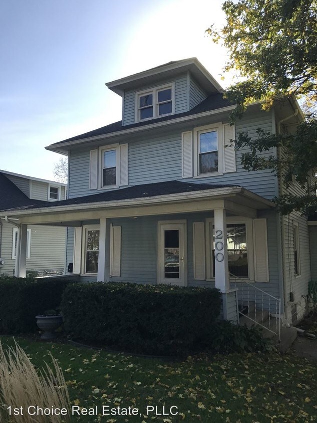 200 Riley St, Lansing, MI 48910 House Rental in Lansing, MI