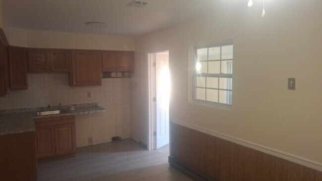 Building Photo - 2734 Ronca Blvd