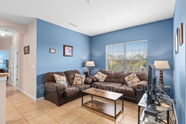 Building Photo - 2835 Oakwater Dr