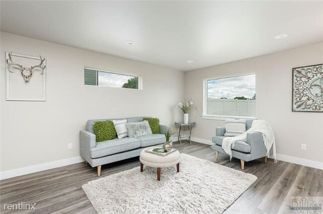 Building Photo - 3 br, 2.5 bath Townhome - 2354 Gleneagles ...