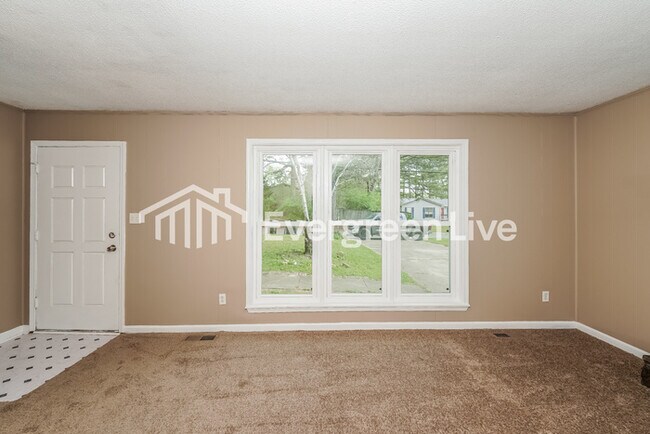 Foto del edificio - 5430 Saddle Ridge Ln