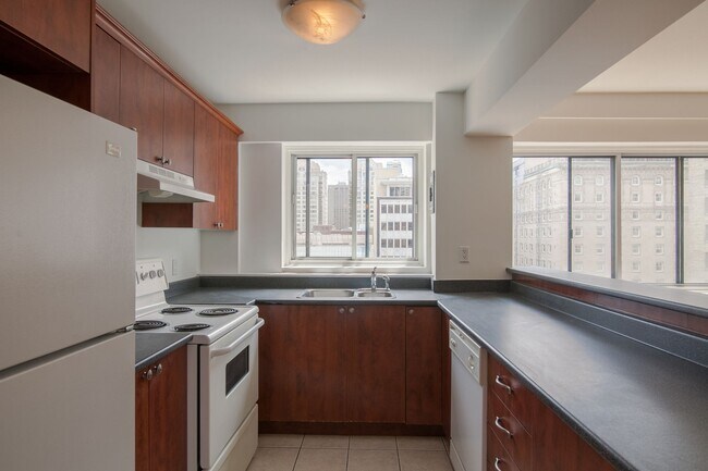 Photo du bâtiment - 3421 Rue Drummond