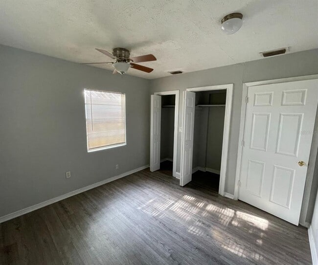 Building Photo - 3118 E 33rd Ave