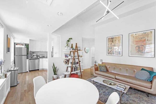 Building Photo - 1 bedroom in NEW YORK NY 10011