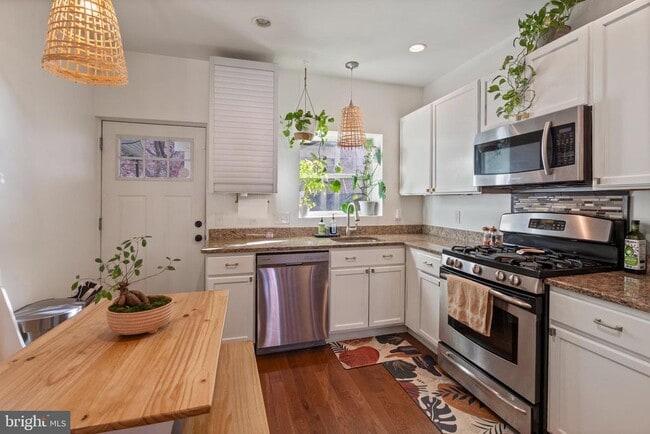 Foto del edificio - 431 S Robinson St