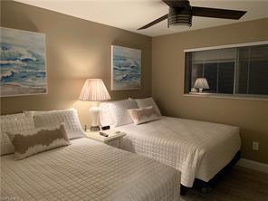 Foto del edificio - 788 Park Shore Dr