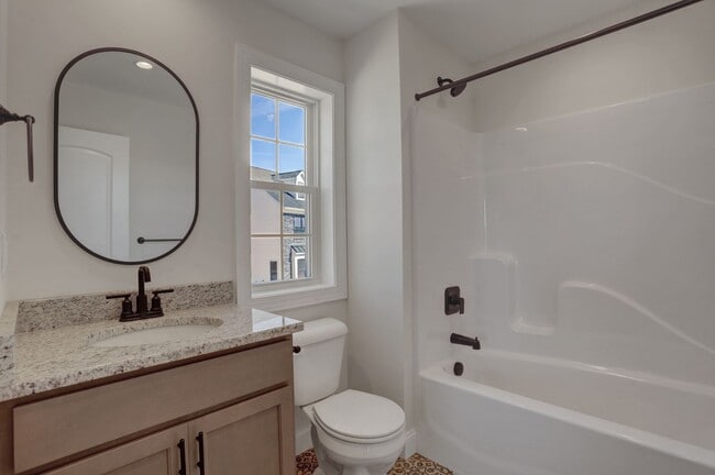 Building Photo - 973 Old Elizabethtown Rd