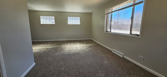 Photo - Beautiful Virginia Vale 4 Bedroom Split Level - New Paint, Carpet, Blinds - AVAILABLE NOW! House