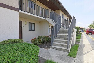 Building Photo - 4790 S Cleveland Ave