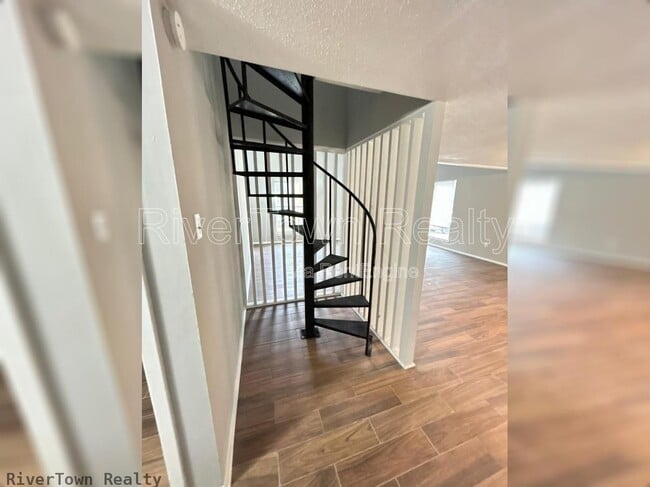 Foto del edificio - 3355 Fairbanks St